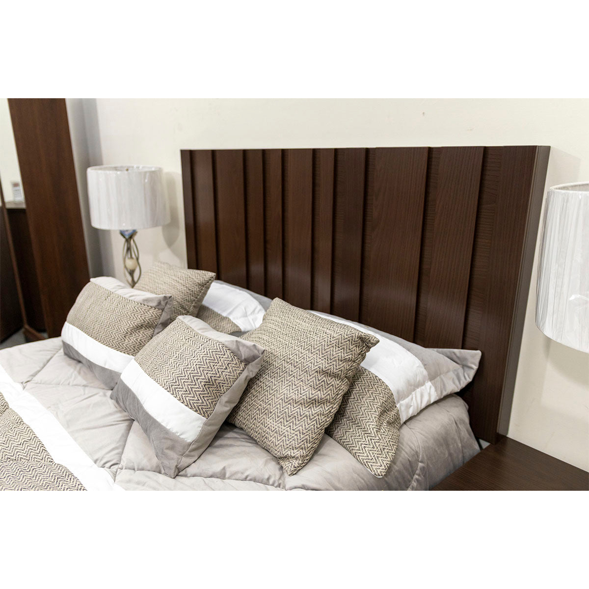 Recamara Matrimonial / Queen Size Bay Nogal 3 Piezas 